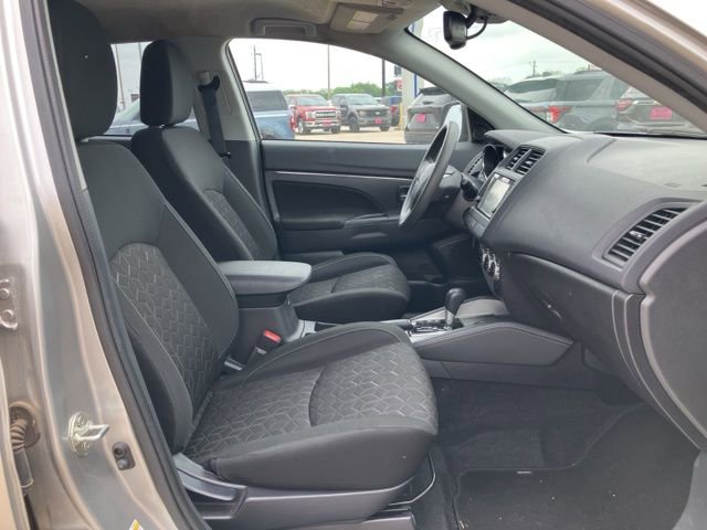 Used 2024 Mitsubishi Outlander Sport AWD image 11