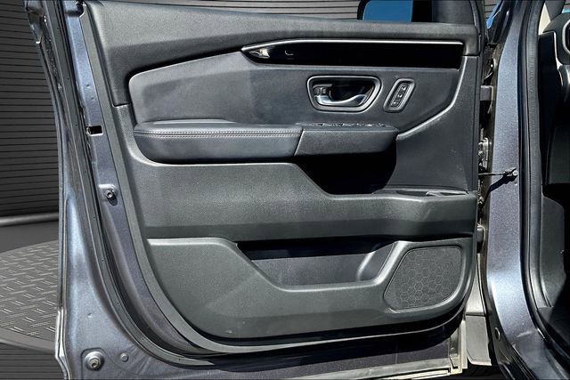Used 2025 Honda Pilot EX-L image 19
