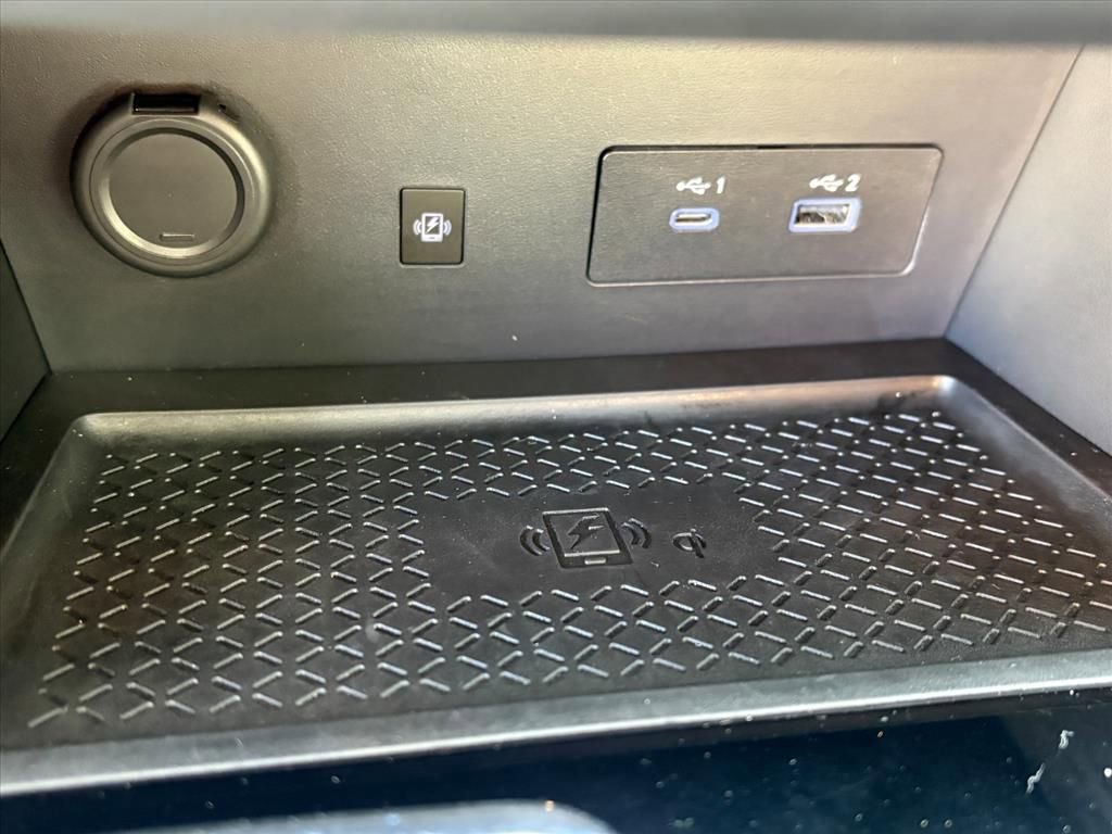 Certified 2025 Nissan Pathfinder SL image 16