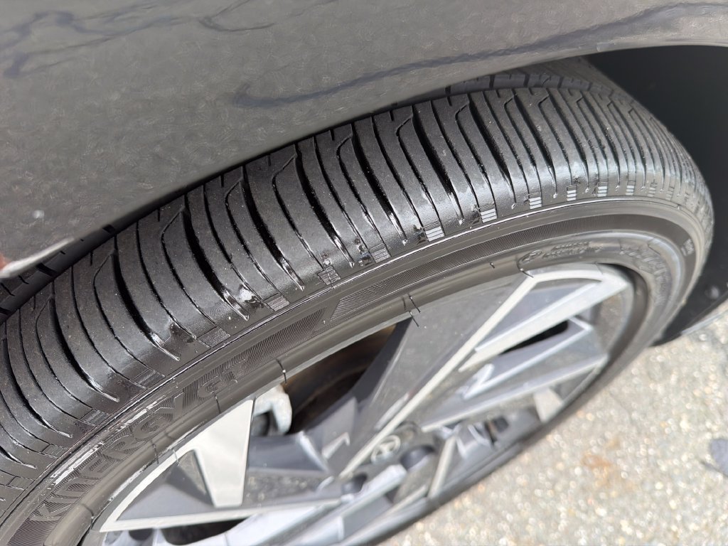 Certified 2025 Hyundai Elantra SEL FWD image 28