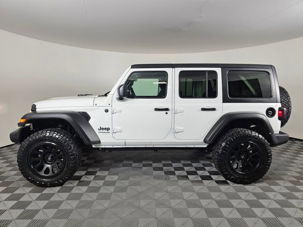 Used 2022 Jeep Wrangler Unlimited Sport AWD/4WD image 6