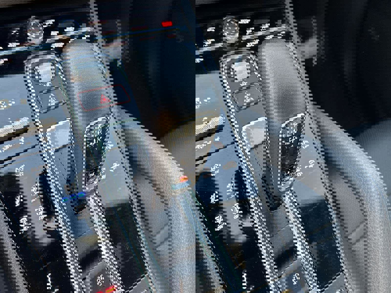 Used 2023 Porsche Cayenne Platinum Edition image 18