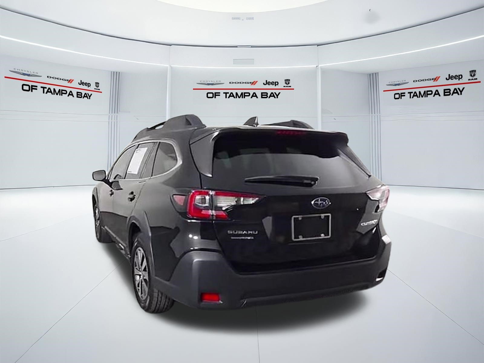 Used 2024 Subaru Outback Premium AWD/4WD image 44