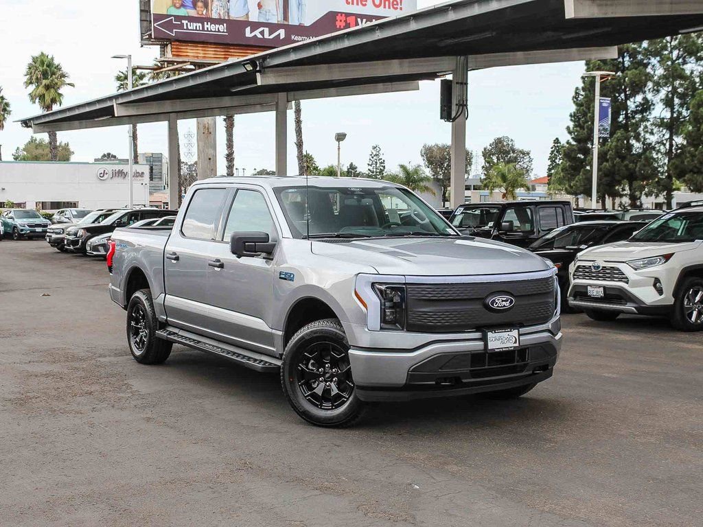New 2025 Ford F150 Lightning XLT image 1