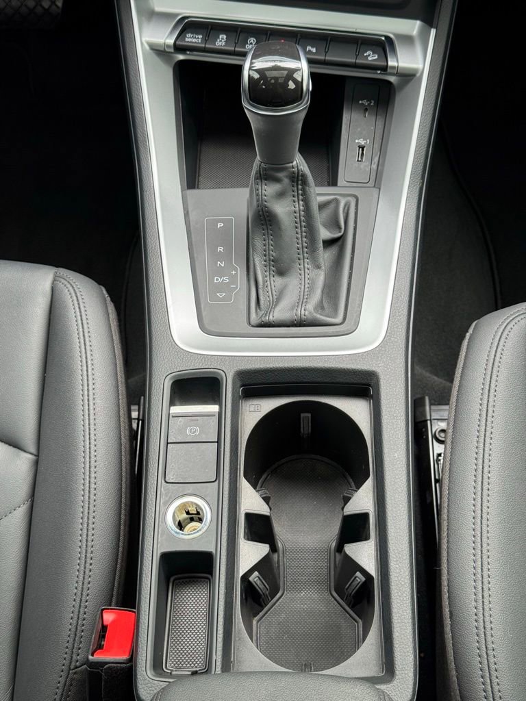 Used 2020 Audi Q3 2.0T Premium AWD/4WD image 16