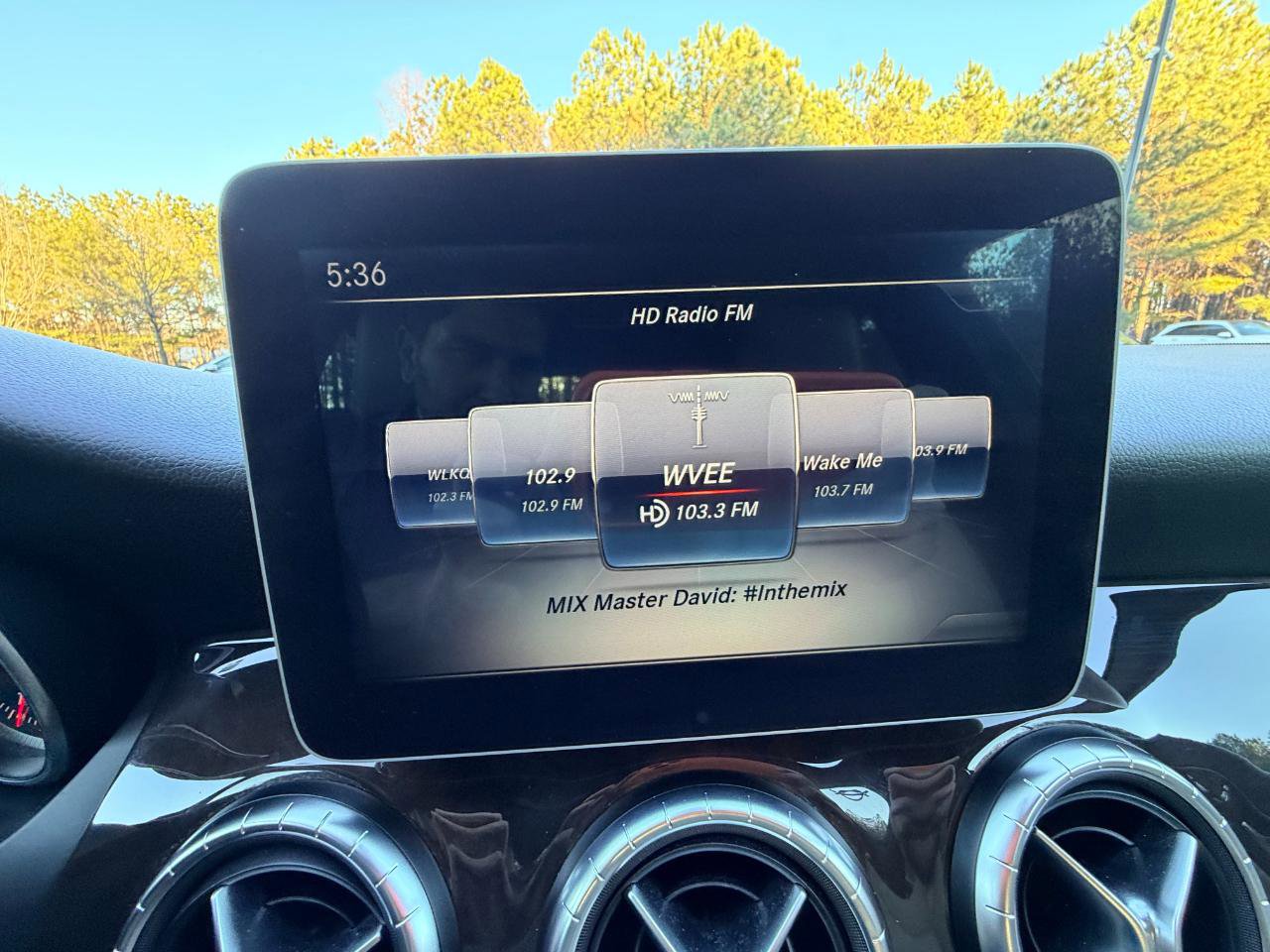 Used 2017 Mercedes-Benz CLA 250 4MATIC image 20