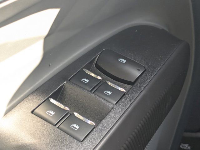 New 2026 Ford Maverick XL image 23