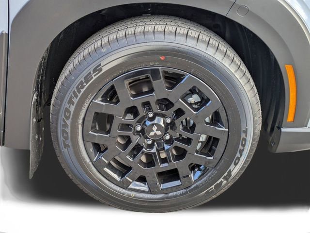 New 2026 Mitsubishi Outlander Trail Edition image 11