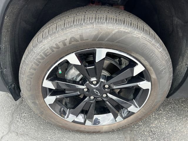 Certified 2025 Chevrolet Equinox RS w/ Safety and Technology Package FWD image 23