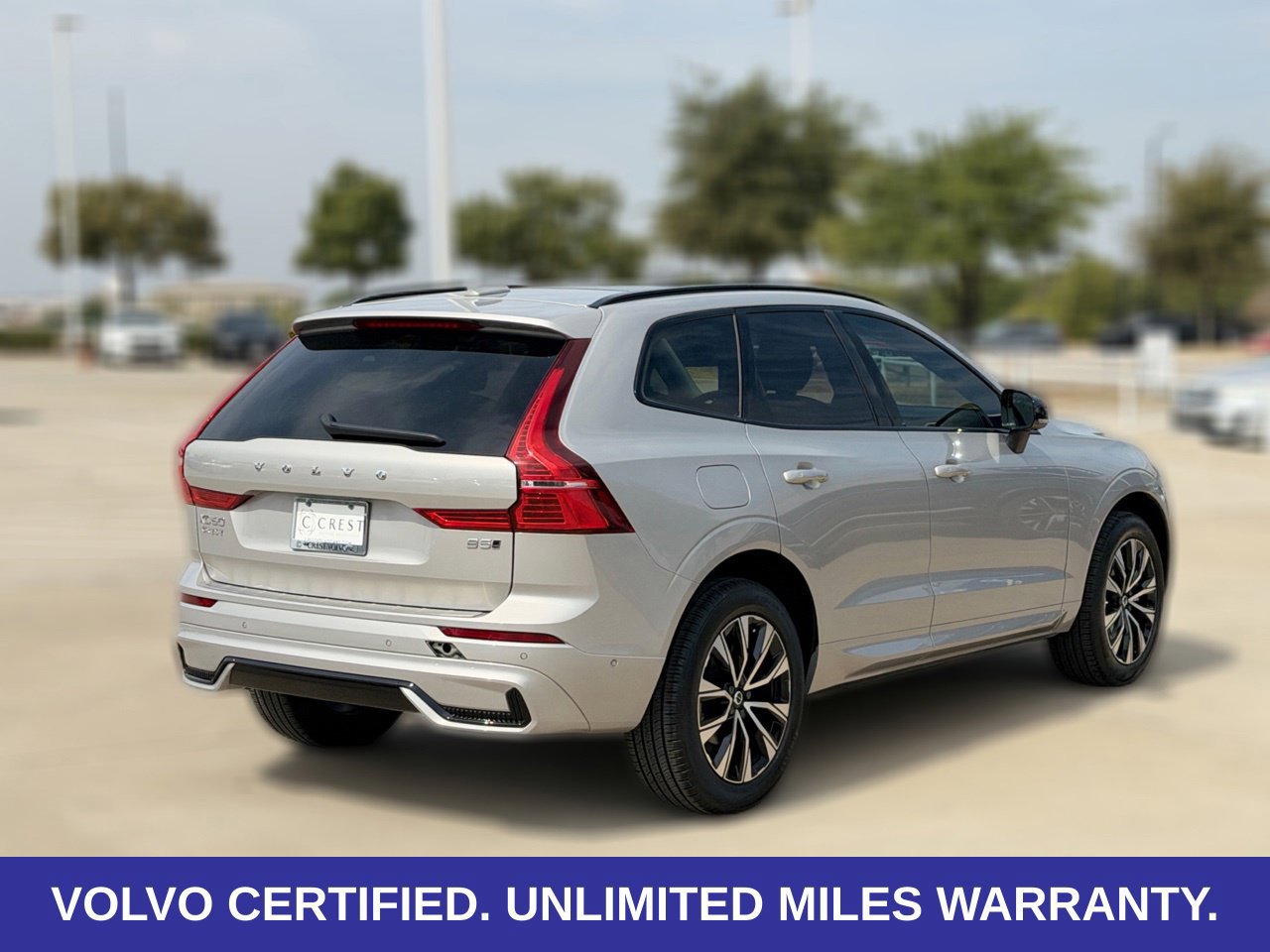 Certified 2025 Volvo XC60 B5 Plus AWD/4WD image 10