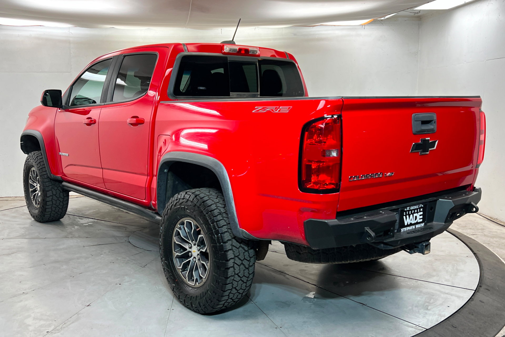 Used 2020 Chevrolet Colorado ZR2 AWD/4WD image 3