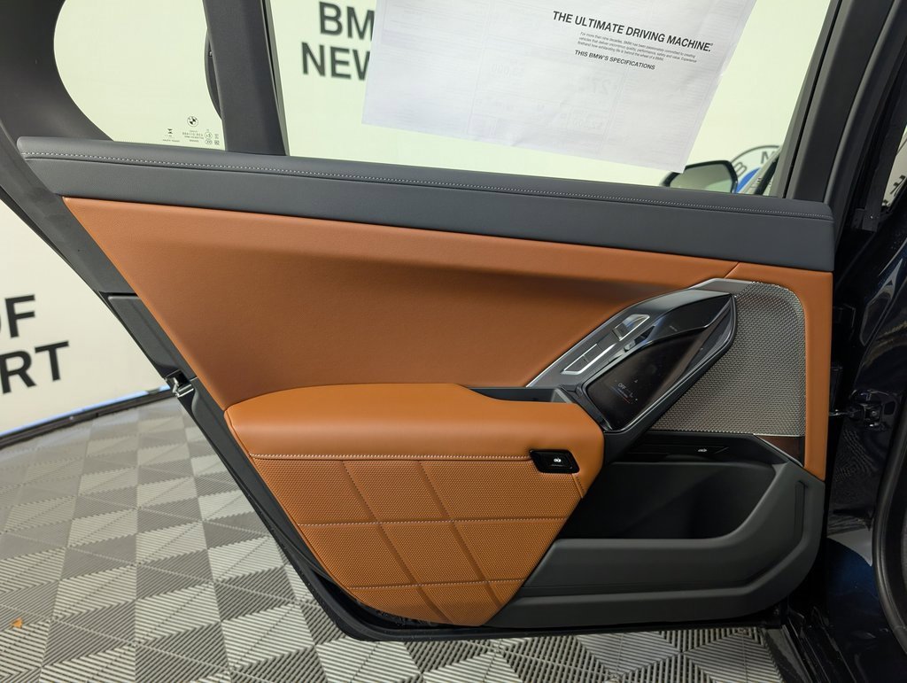 New 2026 BMW 740i xDrive w/ Premium Package image 17