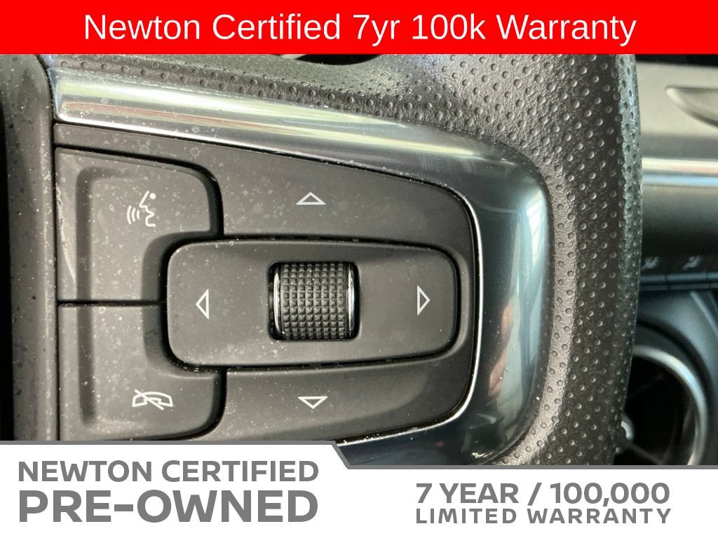 Used 2023 Chevrolet Blazer LT AWD/4WD image 34