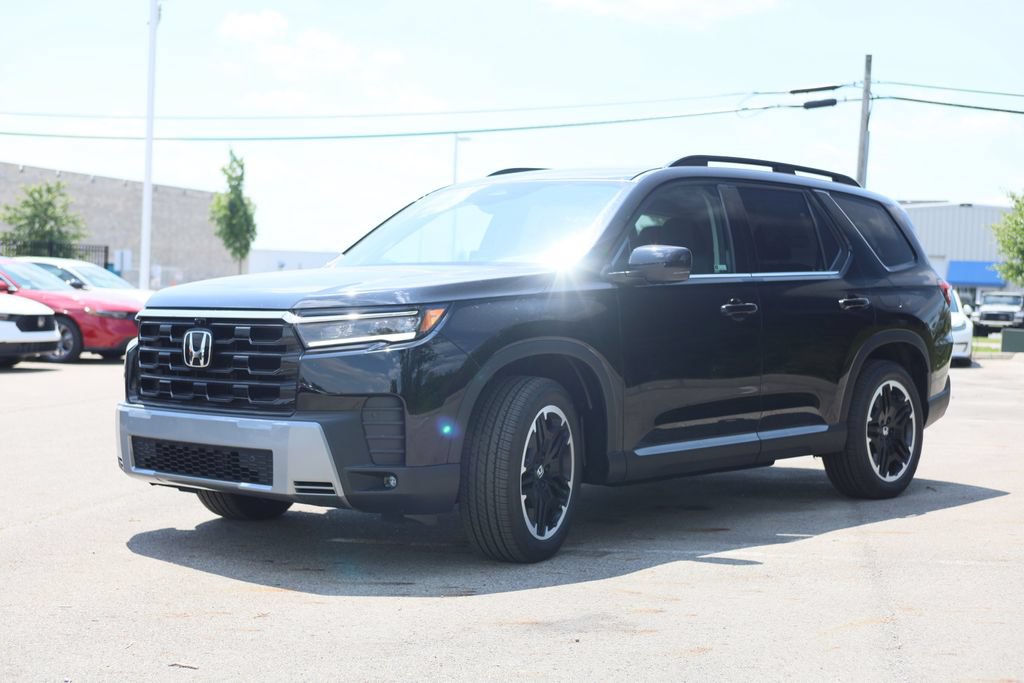 New 2026 Honda Pilot Touring image 3