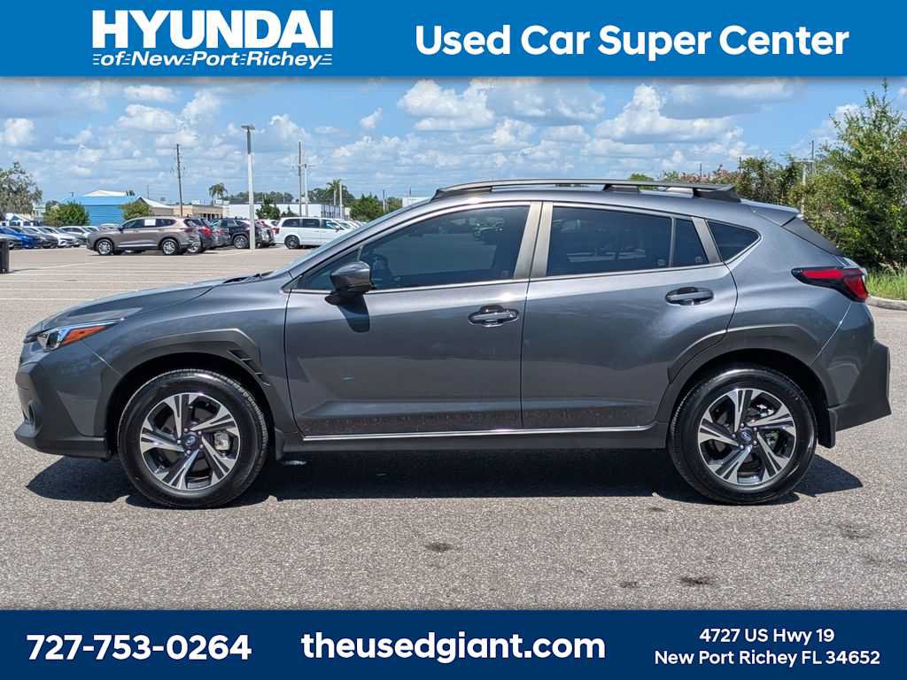 Used 2024 Subaru Crosstrek 2.0i Premium w/ Popular Package #4 AWD/4WD image 2
