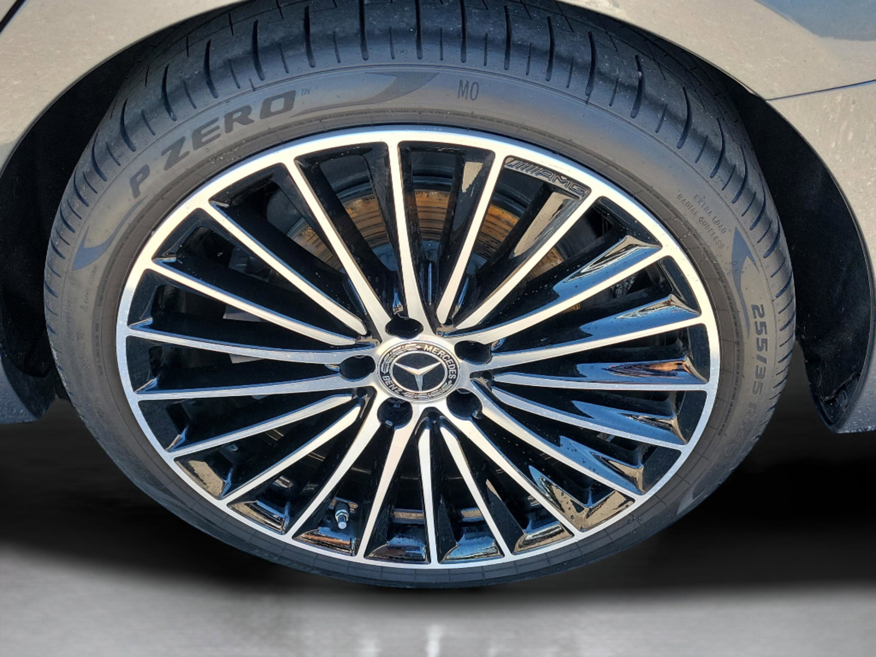 Used 2025 Mercedes-Benz C 300 Sedan image 30