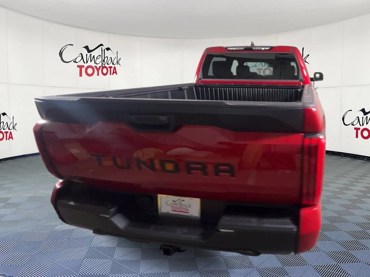 Used 2026 Toyota Tundra SR5 w/ SR5 Convenience Package AWD/4WD image 9