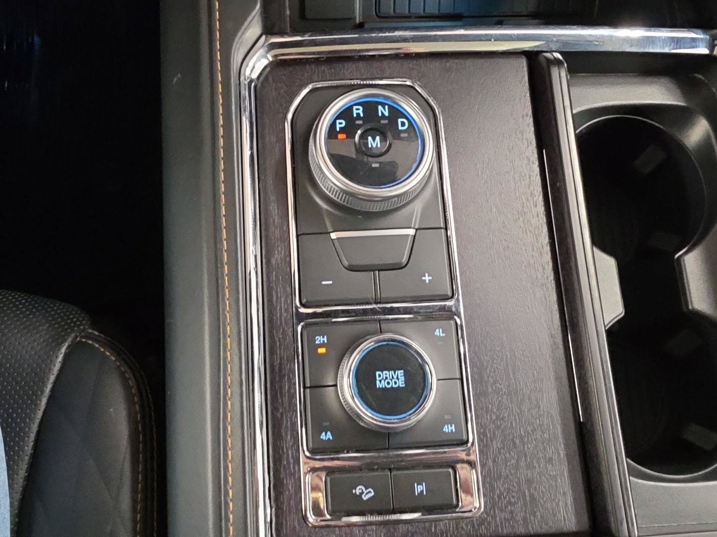 Used 2022 Ford Expedition Max Platinum AWD/4WD image 10