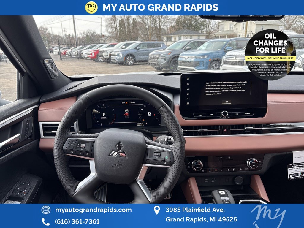 Used 2026 Mitsubishi Outlander SEL AWD/4WD image 18