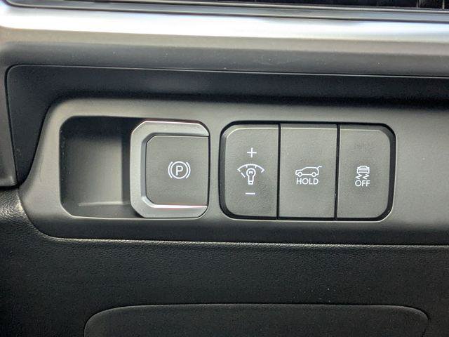 New 2027 Hyundai Santa Fe SEL FWD image 28