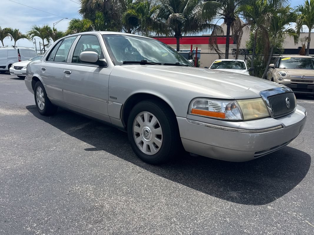 Used 2003 Mercury Grand Marquis LS RWD image 9