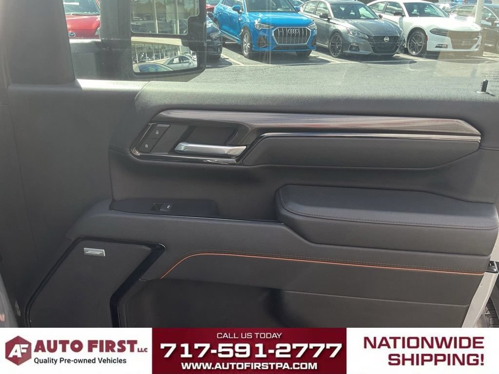 Used 2025 GMC Sierra 2500 AT4 AWD/4WD image 23