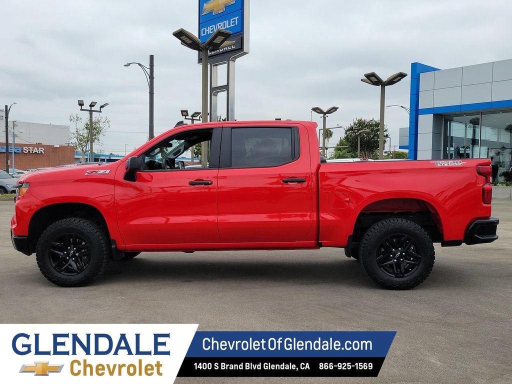 Certified 2025 Chevrolet Silverado 1500 Custom Trail Boss w/ LPO, Dark Essentials Package AWD/4WD image 14
