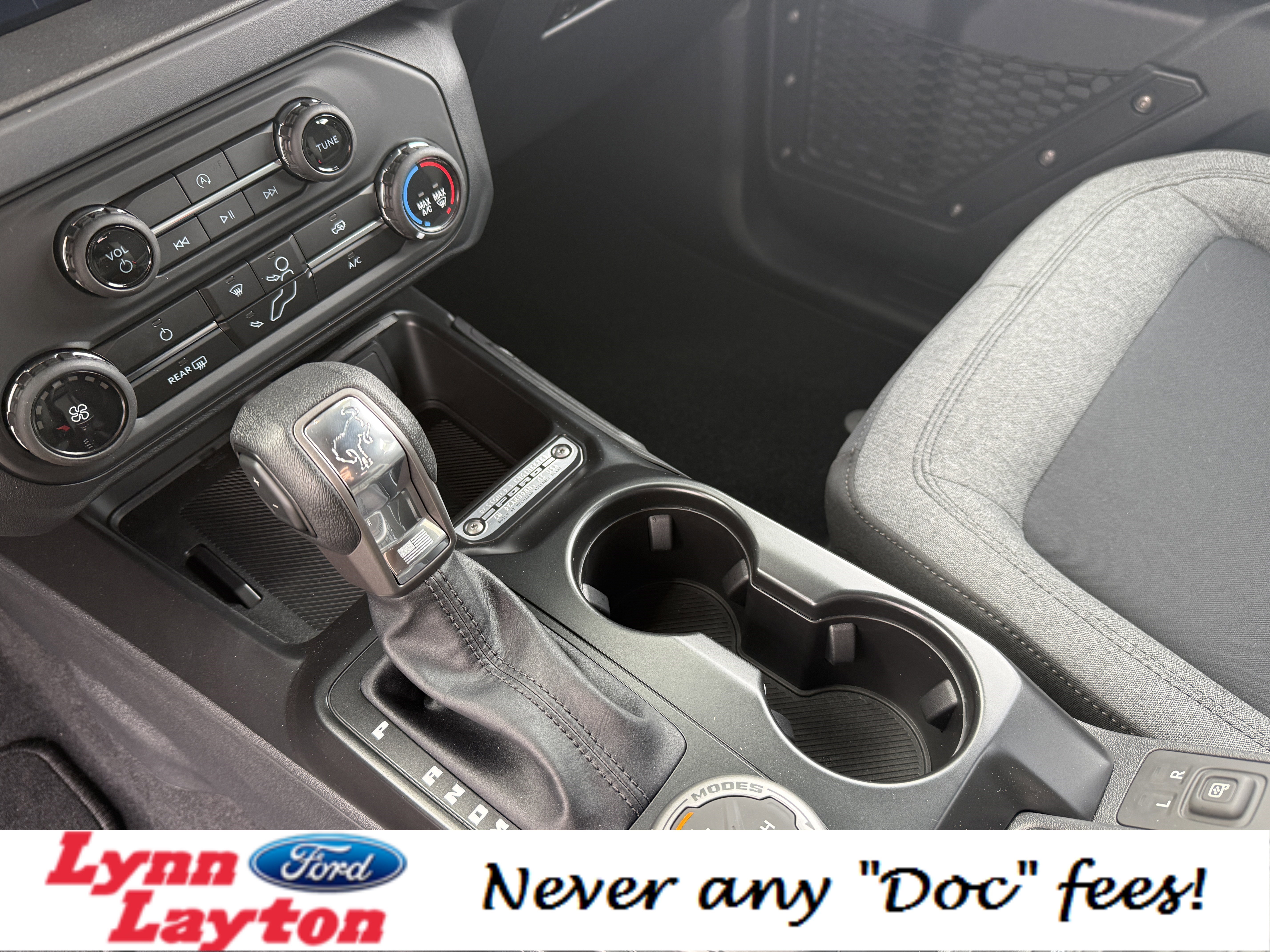 New 2025 Ford Bronco 4-Door image 15