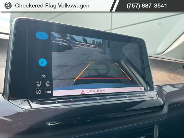 New 2026 Volkswagen Atlas SE image 8