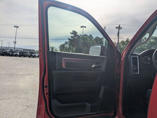 Used 2024 RAM 1500 Classic SLT image 14