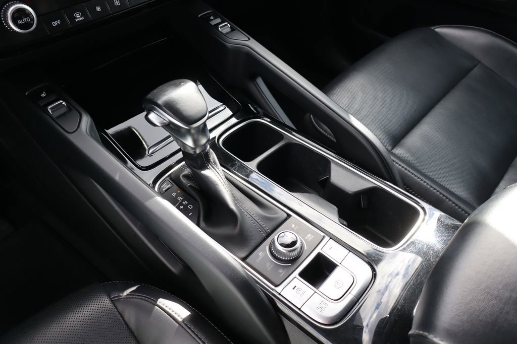 Used 2022 Kia Telluride S image 24