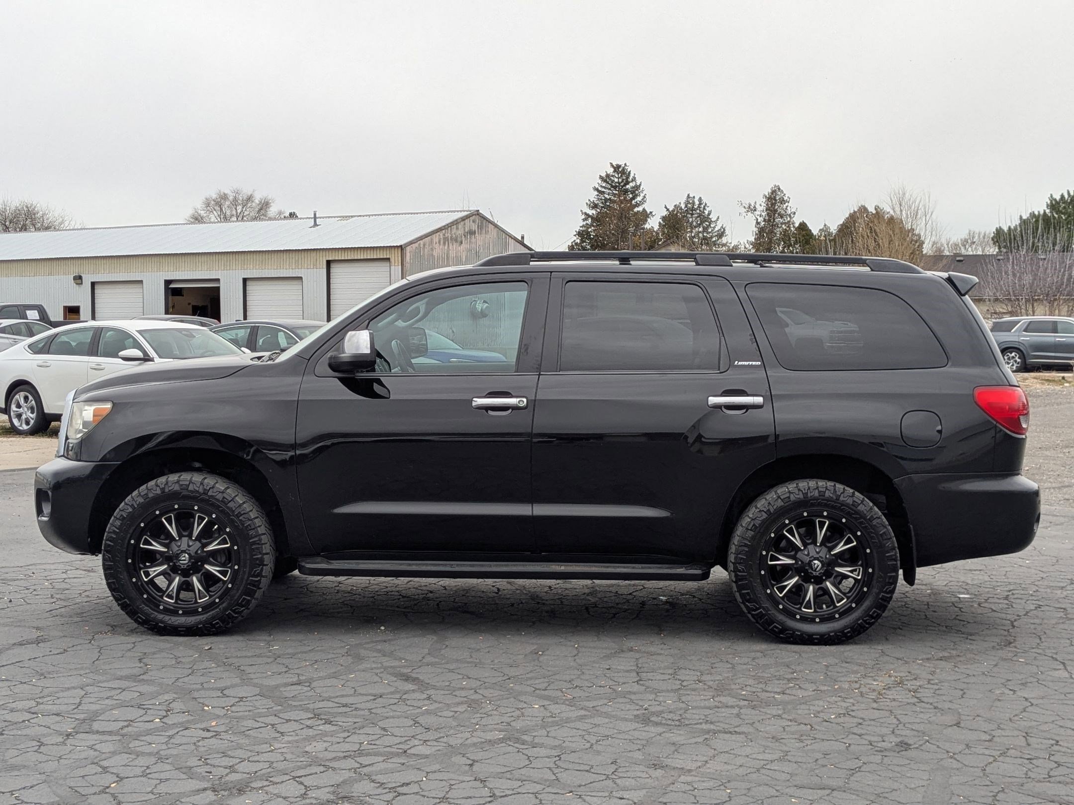 Used 2013 Toyota Sequoia Limited image 9