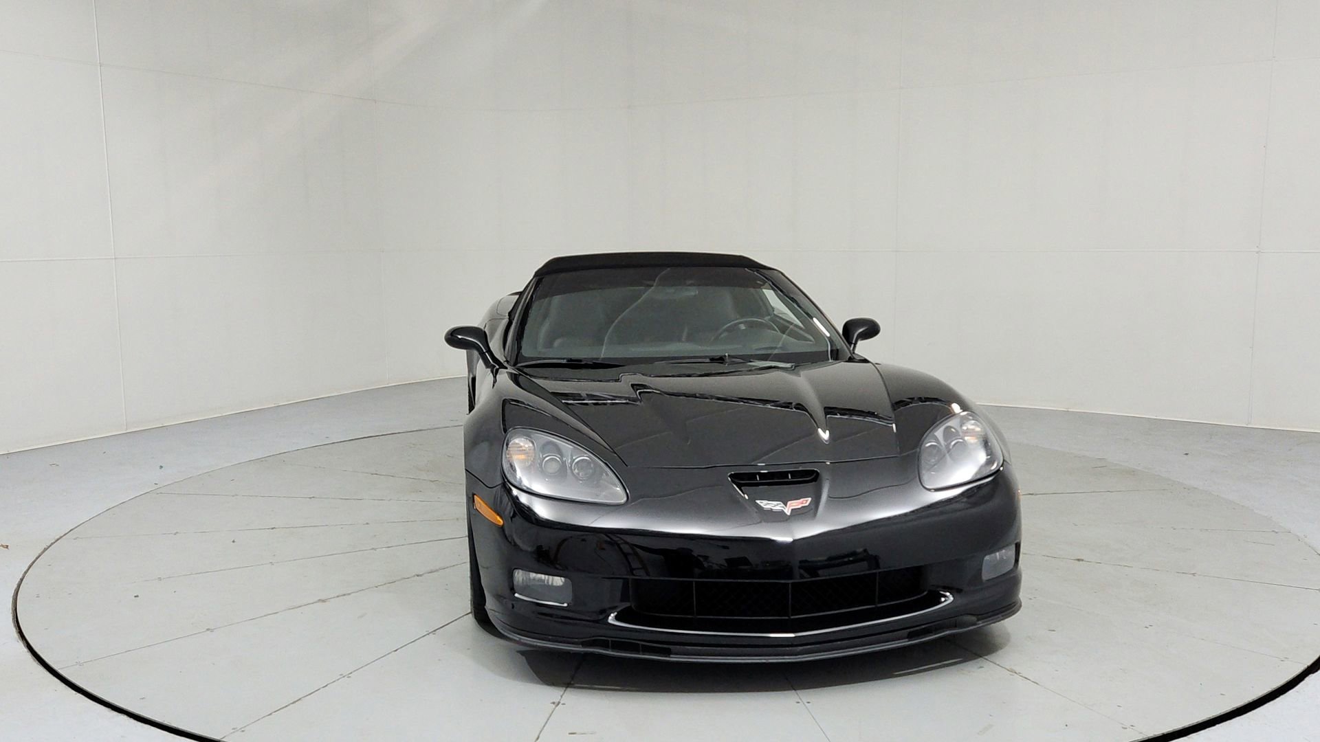 Used 2010 Chevrolet Corvette Grand Sport w/ Preferred Equipment Group RWD image 8