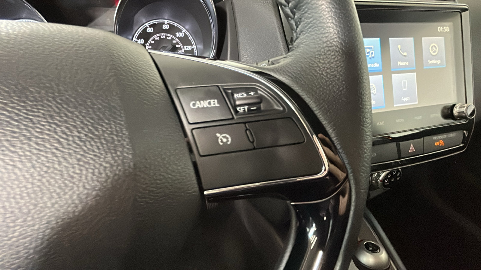 Used 2025 Mitsubishi Outlander Sport SE AWD/4WD image 19