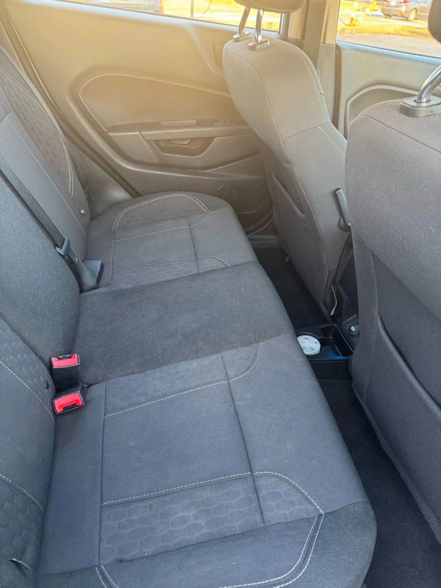 Used 2016 Ford Fiesta SE w/ Equipment Group 201A image 17