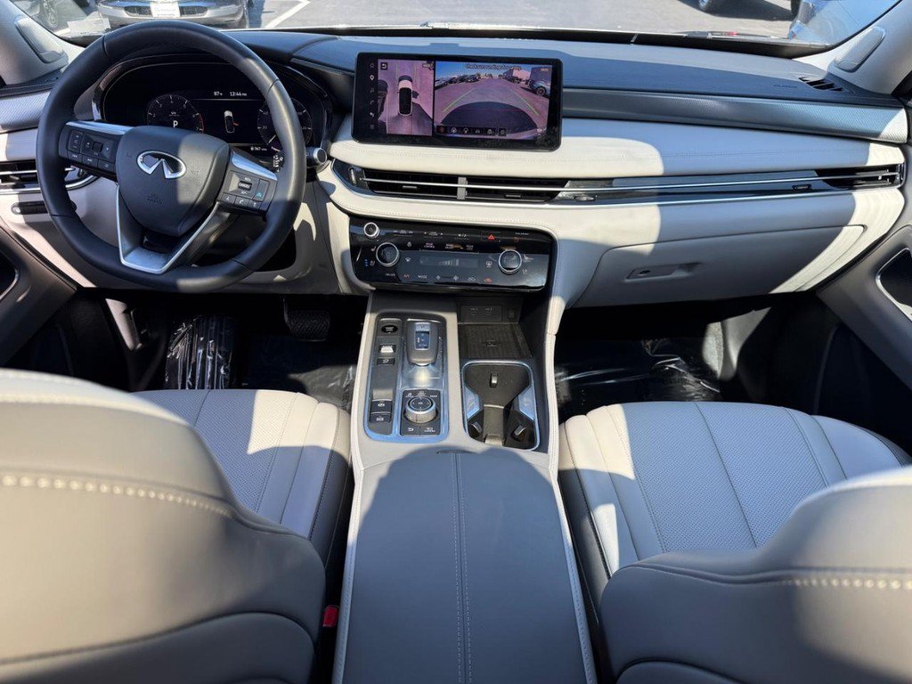 Used 2026 INFINITI QX60 Luxe w/ Cargo Package AWD/4WD image 12