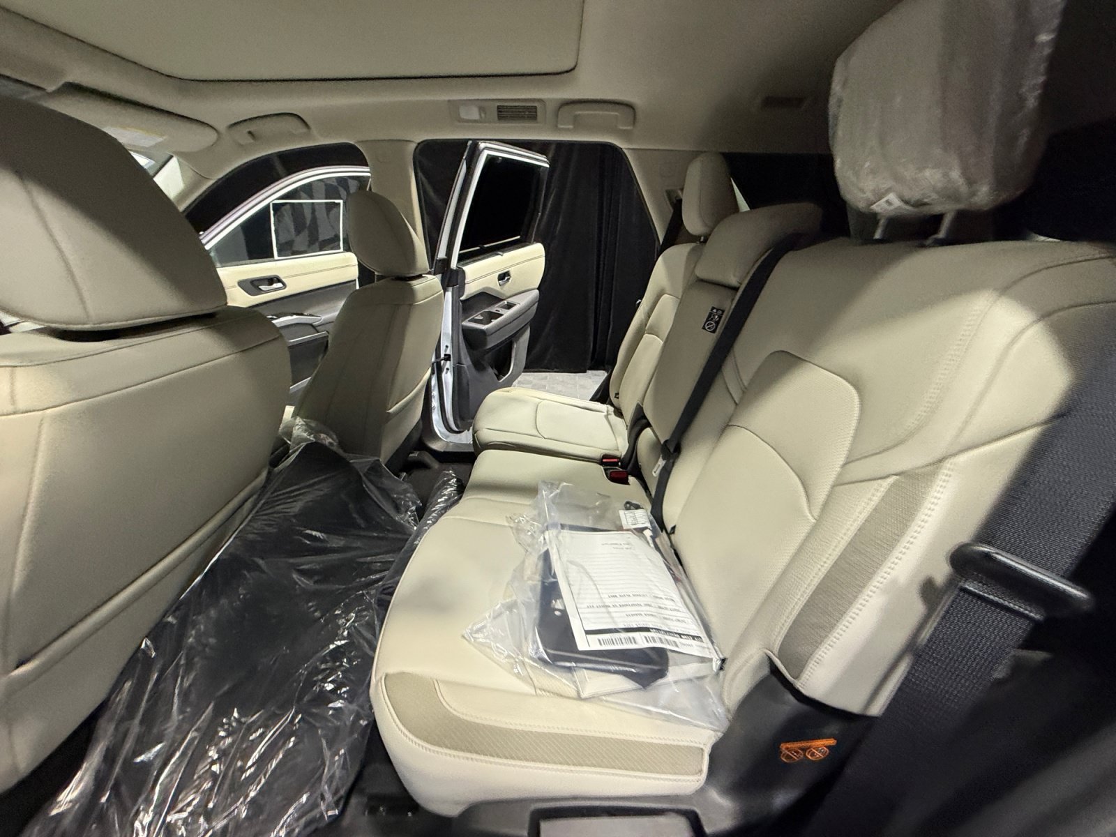 New 2026 Nissan Pathfinder SL FWD image 17