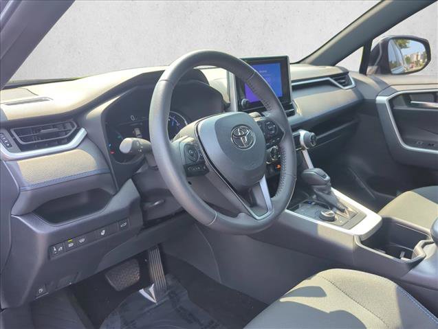 Certified 2025 Toyota RAV4 SE w/ Convenience Package AWD/4WD image 9