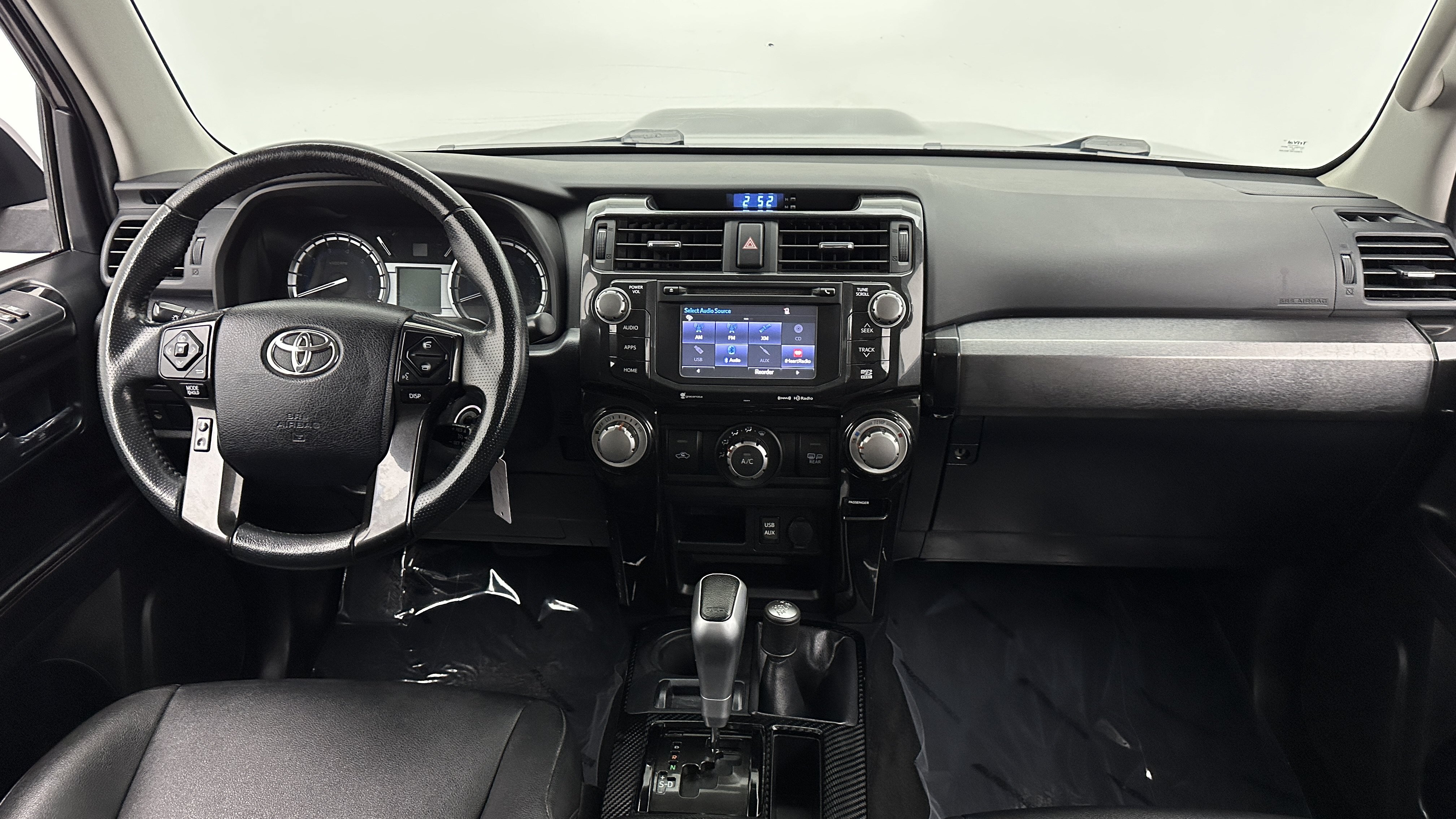 Used 2019 Toyota 4Runner TRD Off-Road Premium AWD/4WD image 32