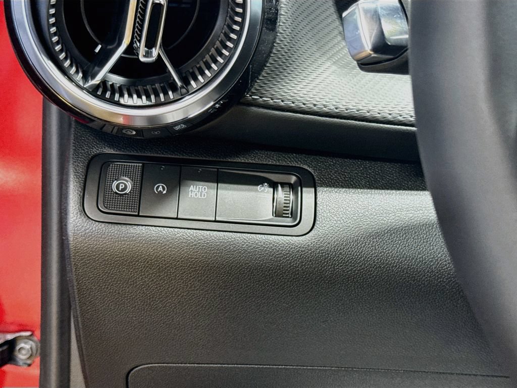 New 2027 Chevrolet Equinox LT w/ Safety and Technology Package FWD image 10