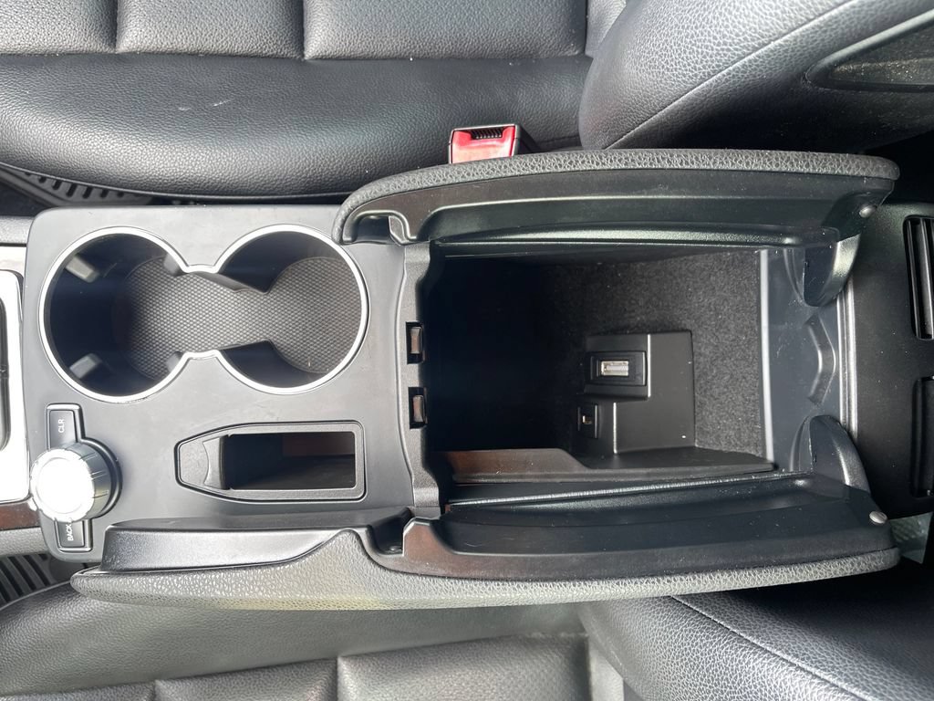 Used 2013 Mercedes-Benz C 300 4MATIC Sedan image 32