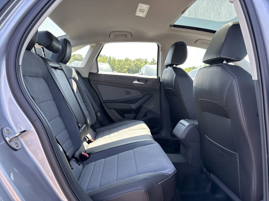 New 2025 Volkswagen Jetta SE image 16