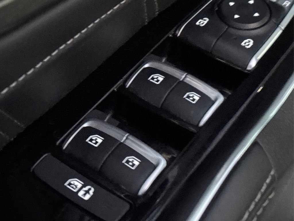 Certified 2022 Kia Sorento SX image 35