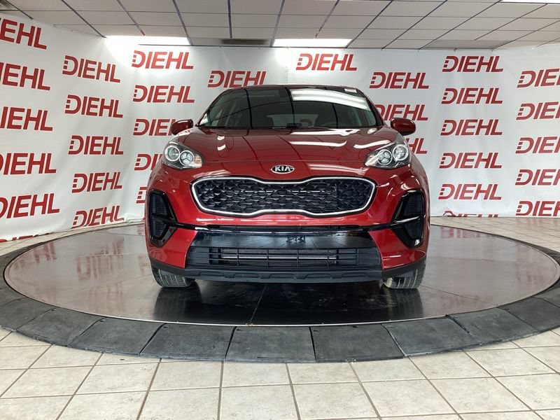 Certified 2022 Kia Sportage LX FWD image 2