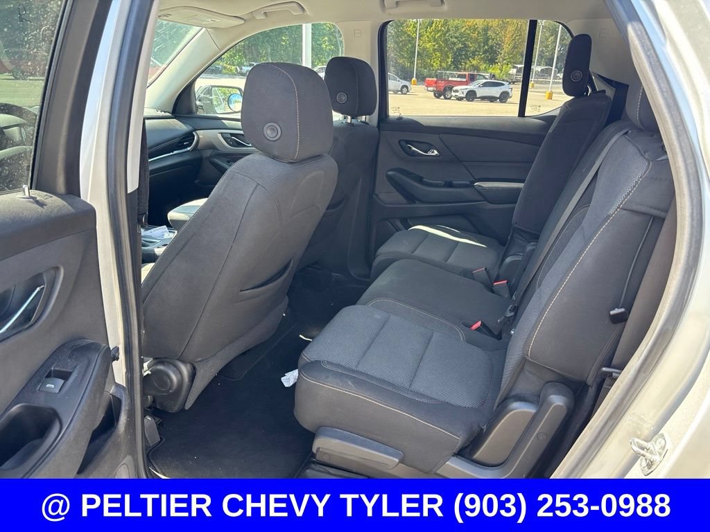 Used 2018 Chevrolet Traverse LS FWD image 18