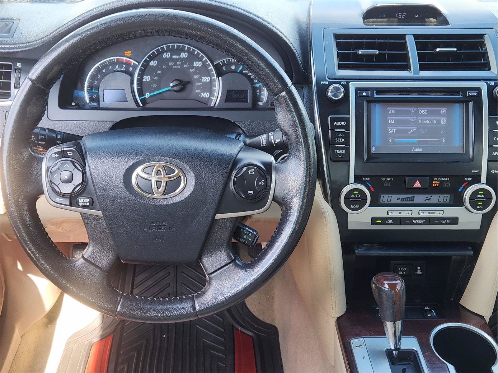 Used 2012 Toyota Camry XLE FWD image 28