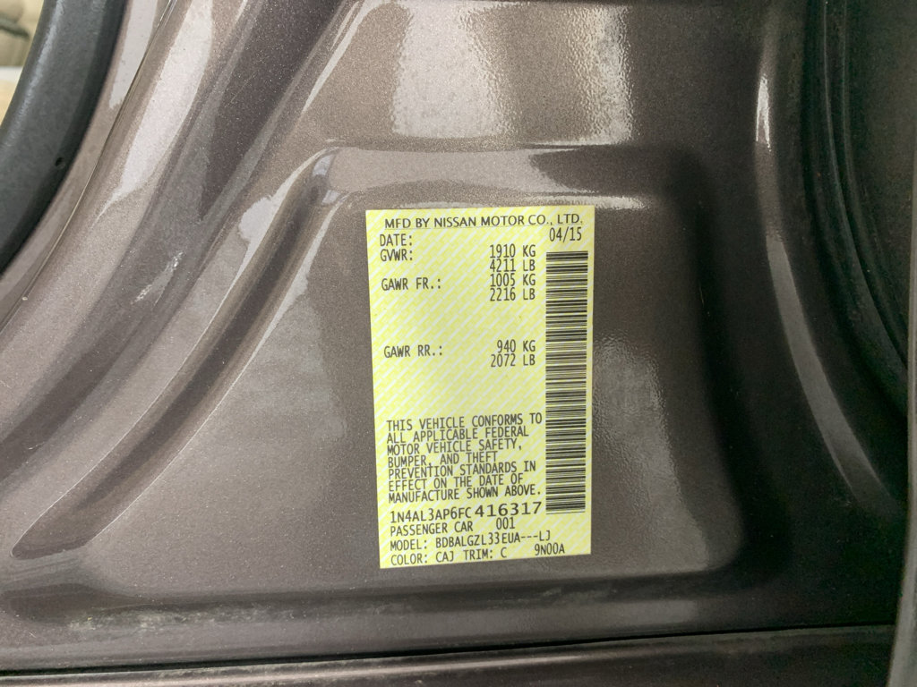 Used 2015 Nissan Altima 2.5 S w/ Sport Value Package image 9