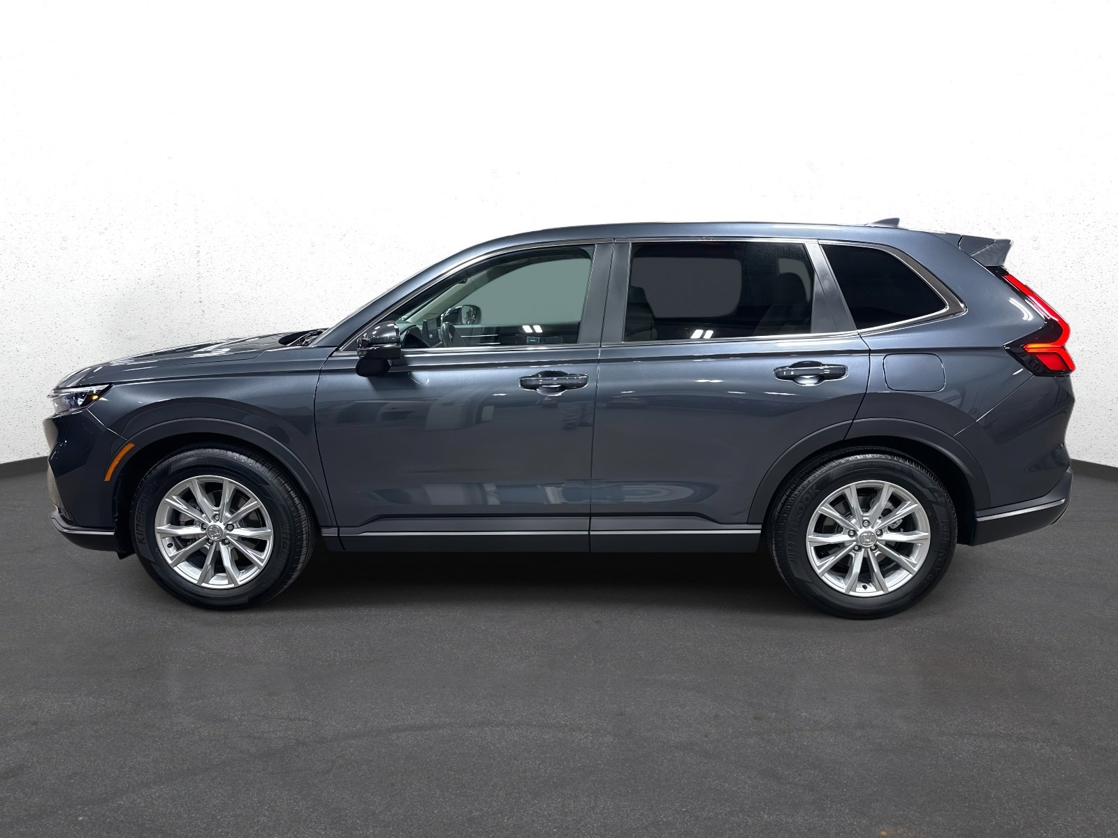 Used 2025 Honda CR-V EX-L image 6