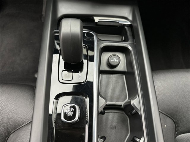 Certified 2025 Volvo XC60 B5 Plus image 20