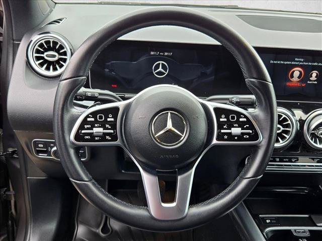 Used 2021 Mercedes-Benz GLA 250 4MATIC image 11